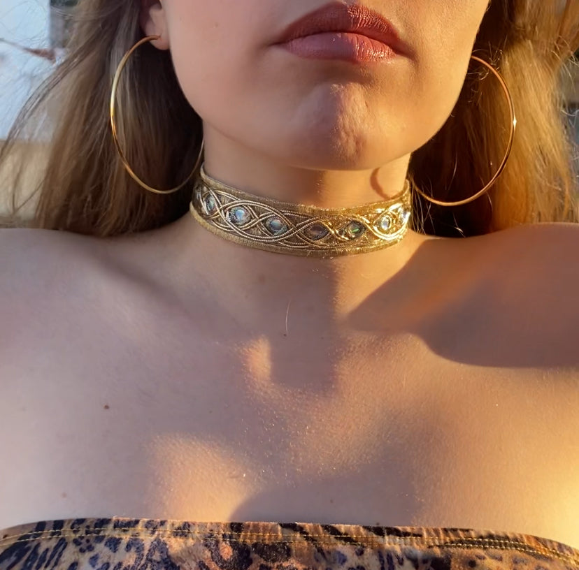 Chocker Lucerna